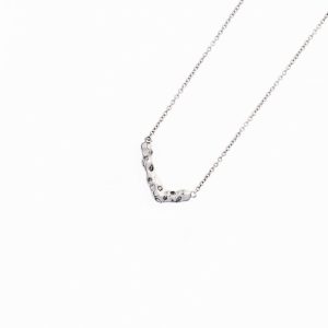 Unbounded V Salt-and-pepper Diamond Necklace