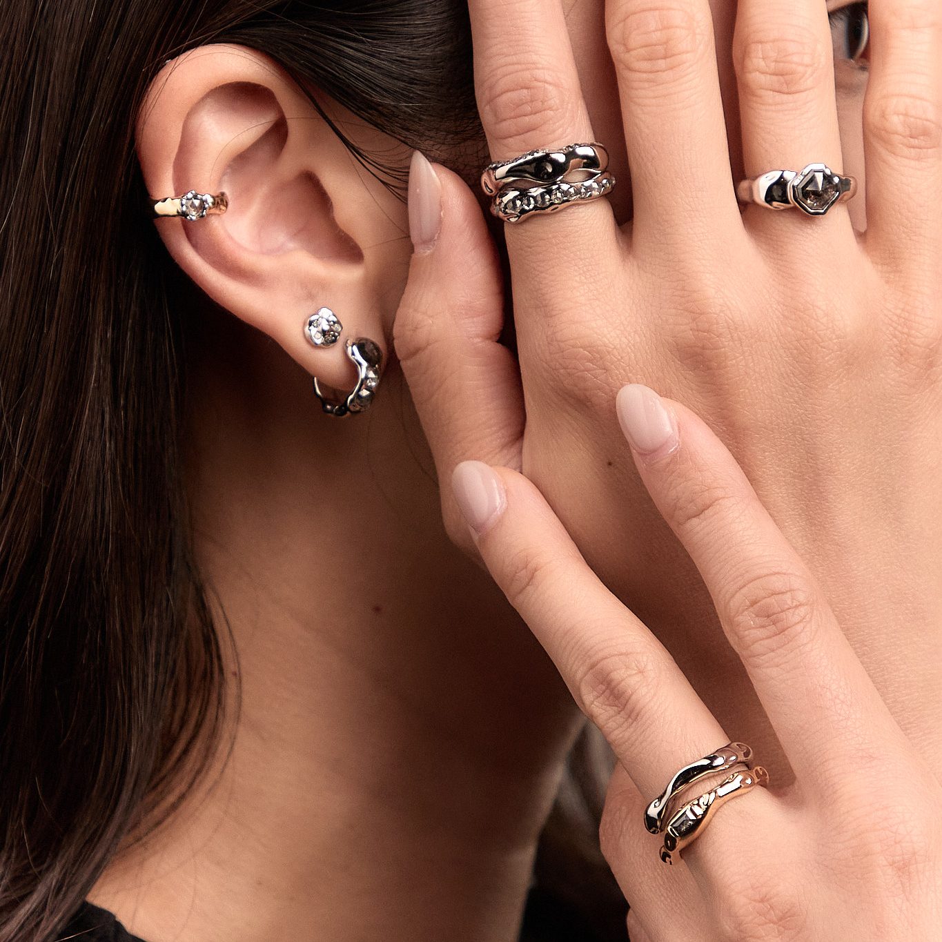 Unbounded Salt-And-Pepper Diamond Ring (Mid) - Image 3