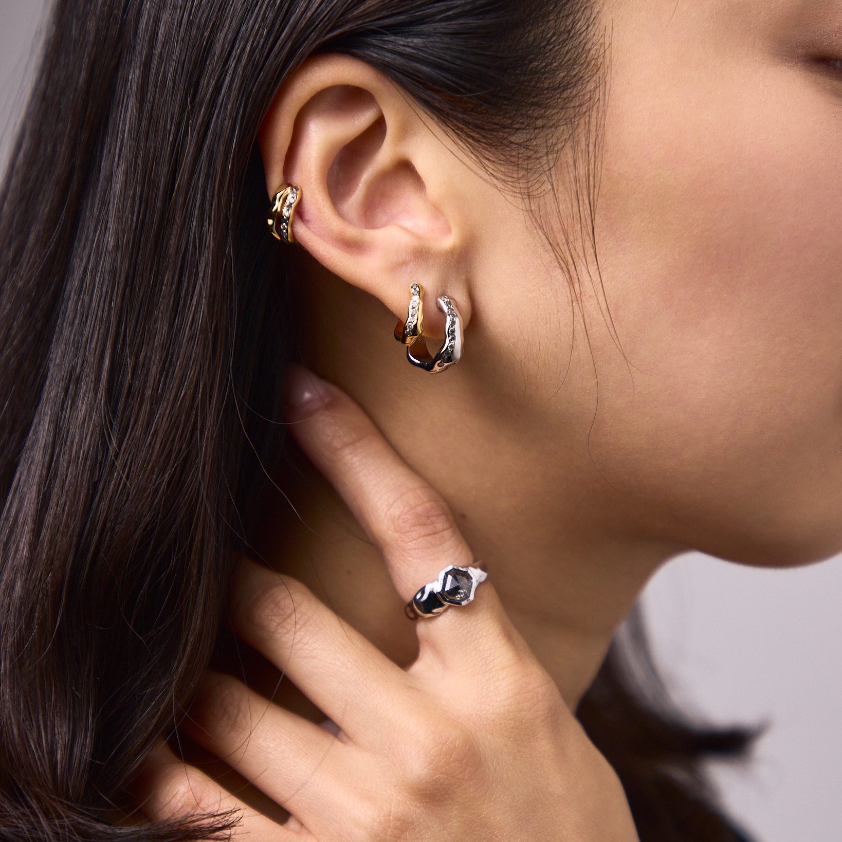 Unbounded Salt-And-Pepper Diamond Double Earcuff - Image 2