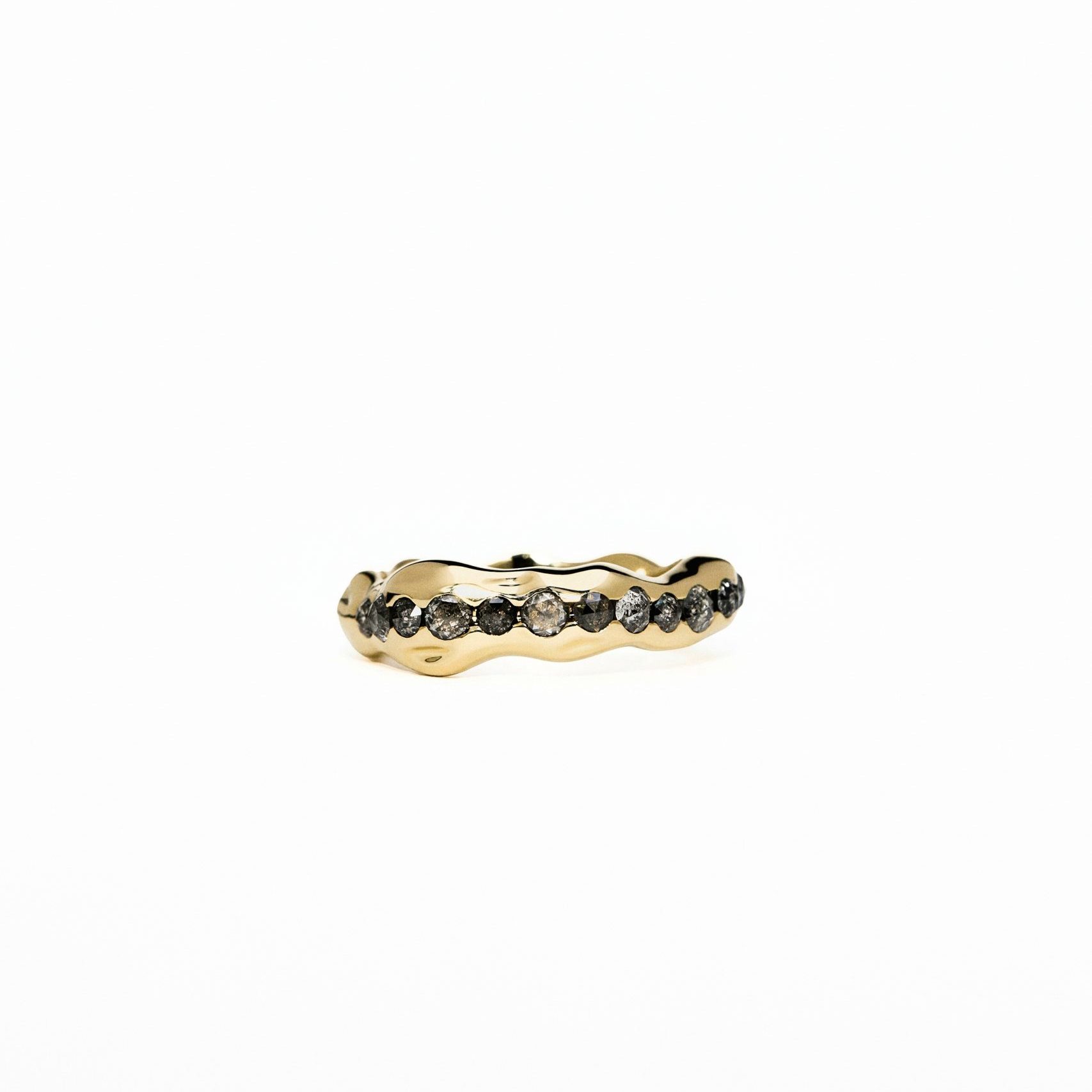 Unbounded Salt-And-Pepper Diamond Ring (Mid)