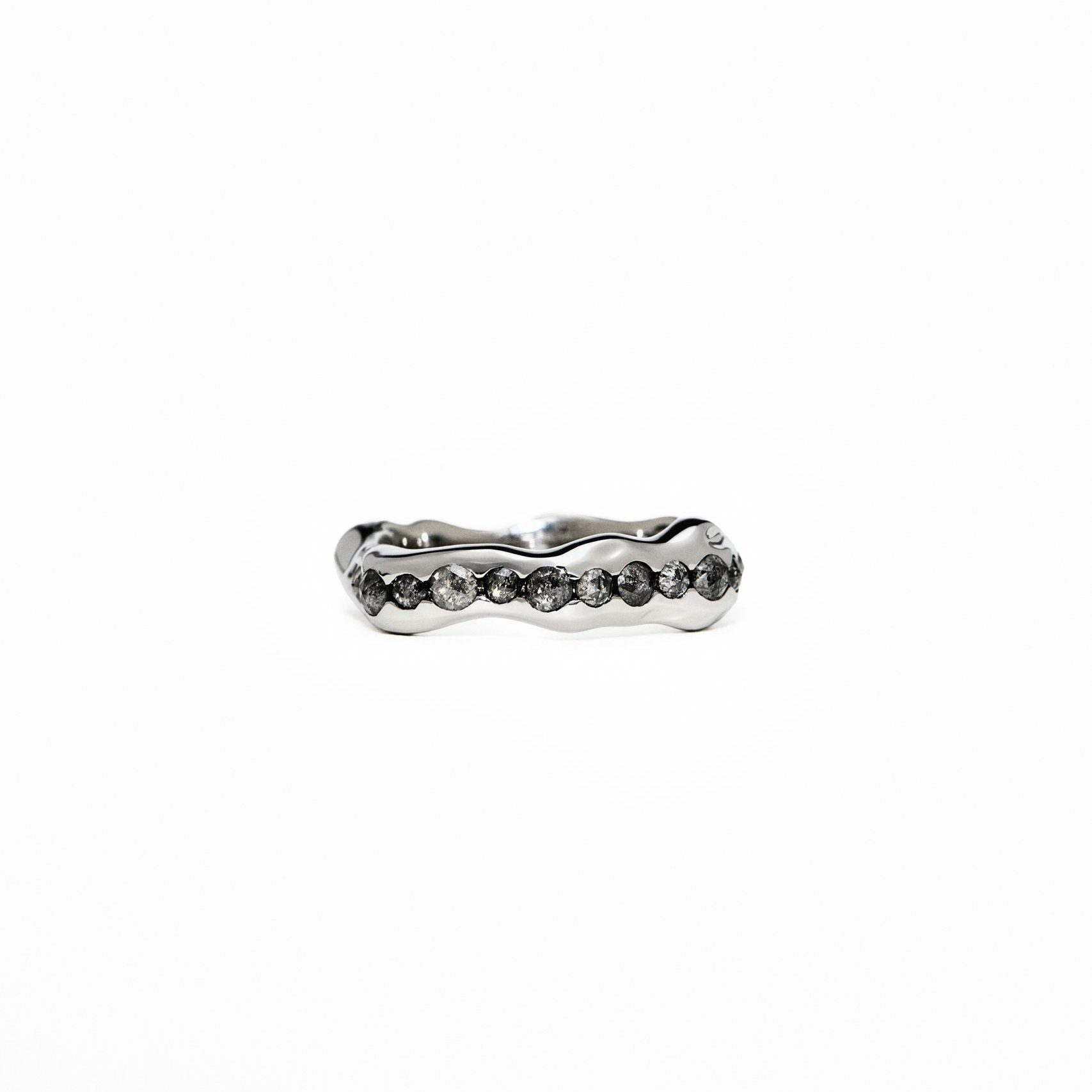 Unbounded Salt-And-Pepper Diamond Ring (Mid) - Image 2